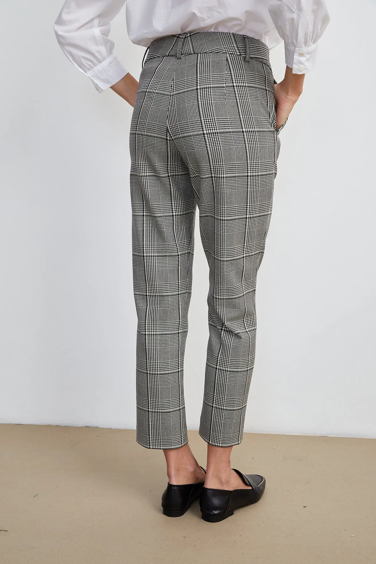 ABIGAIL PLAID STRAIGHT LEG PANT