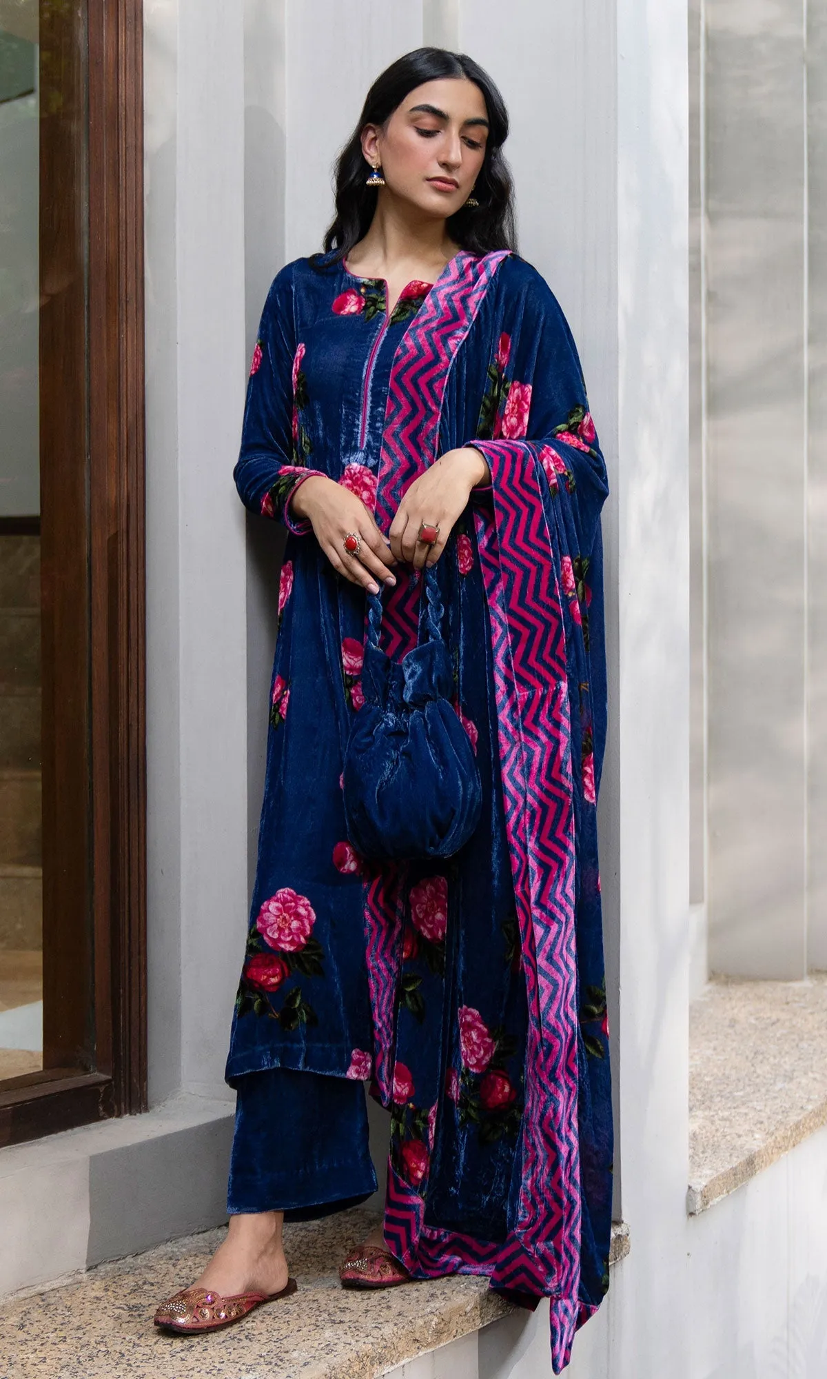 Bareen floral Blue velvet straight kurta with velvet palazzo and shawl - Set of 3