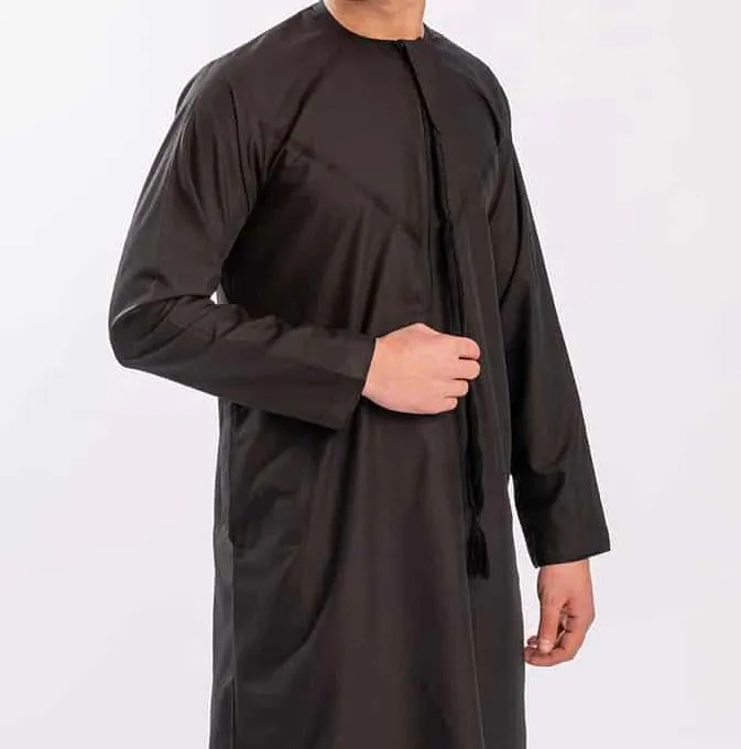 Black Simple Emirati Thobe | Jubba | Kandura (Removable Tassel)