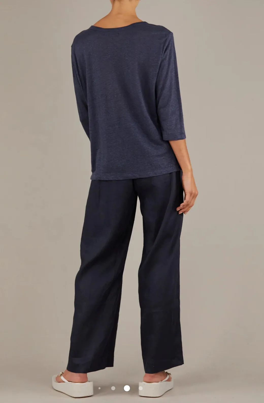 Bronte Navy Linen 3/4 Sleeve Top