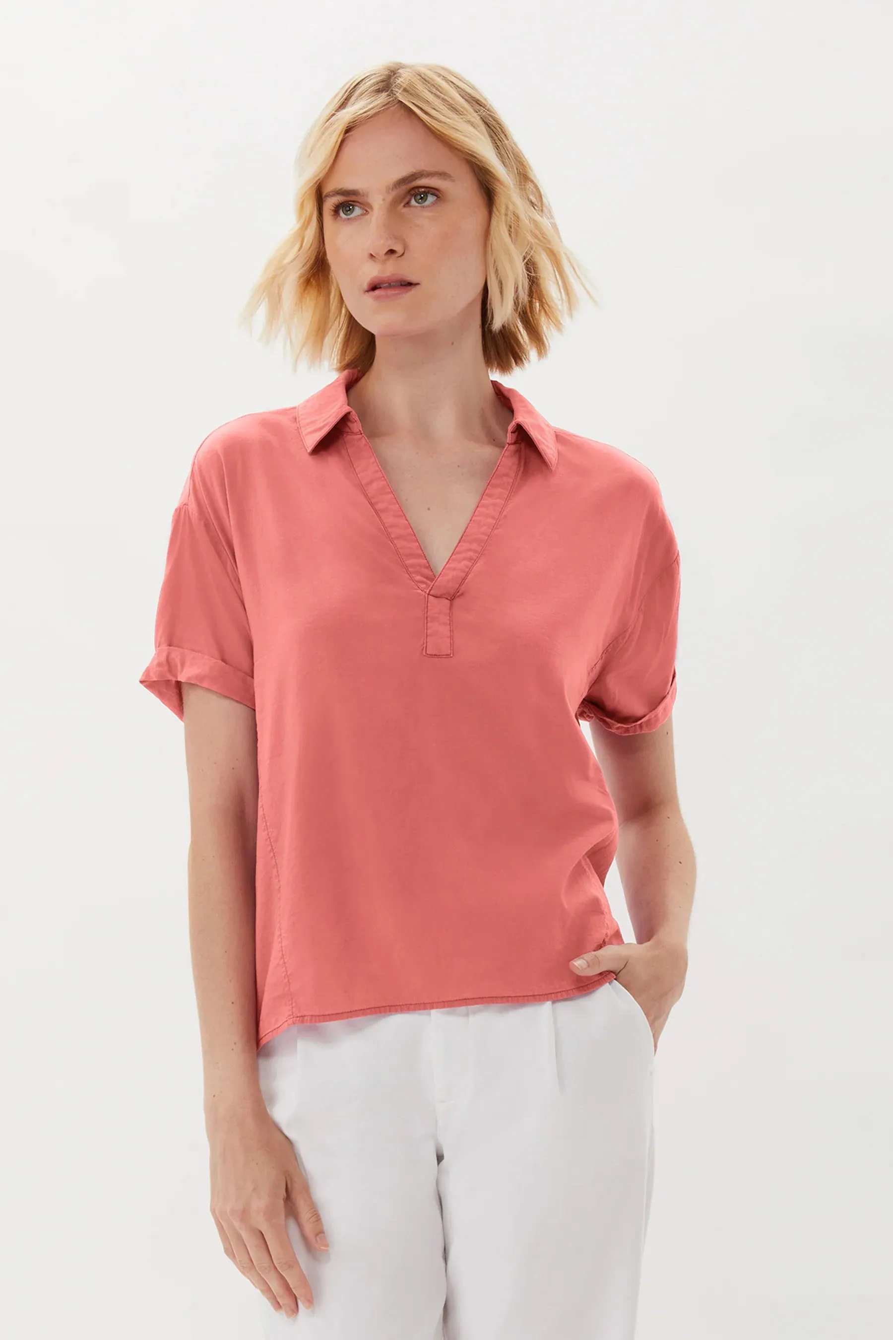 Ecru Hutton Top Nantucket Red