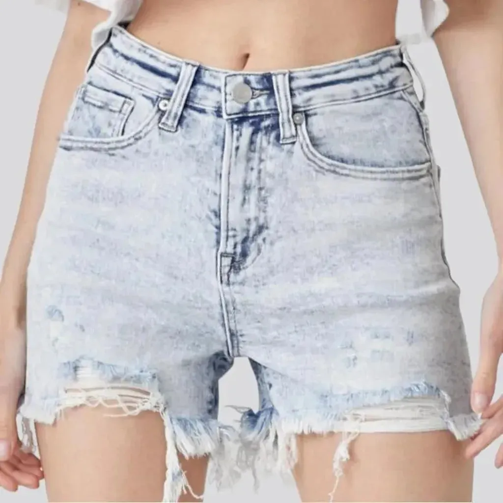 Frayed-hem ice-wash denim shorts for women