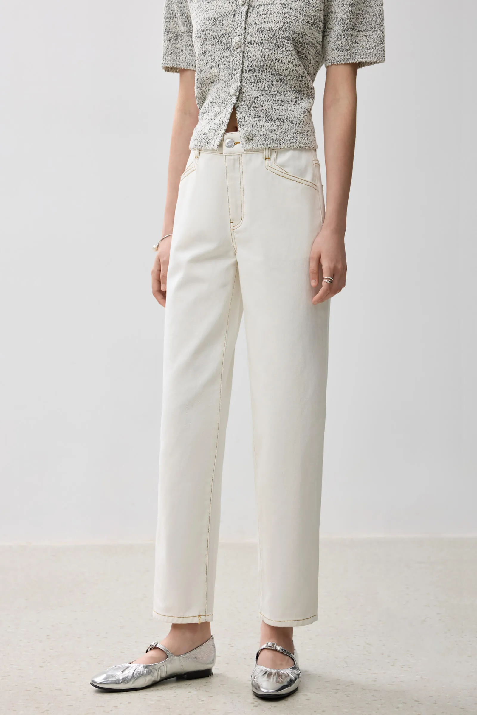 LILY Comfortable White Jeans