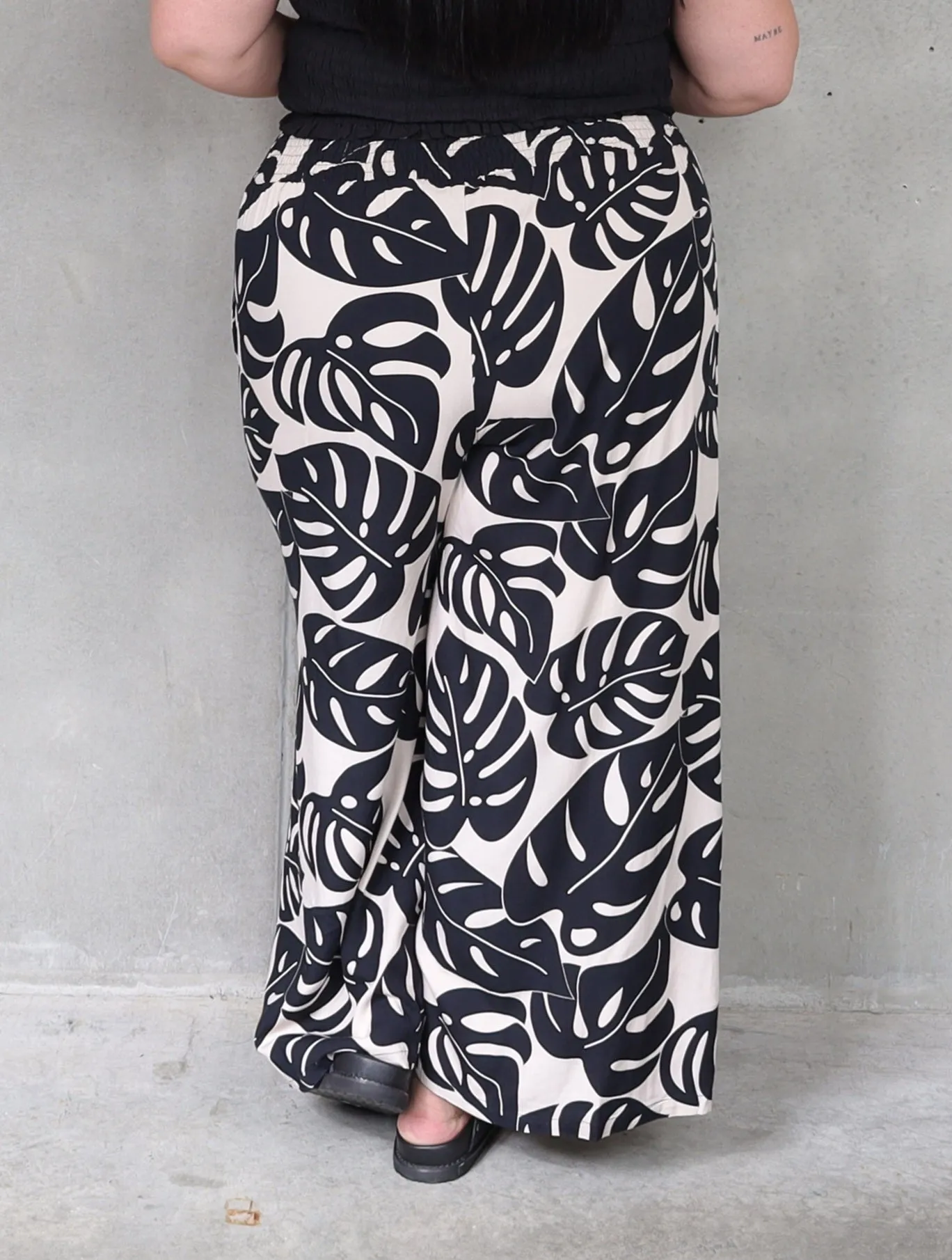 Resort Pant - Monstera Leaf