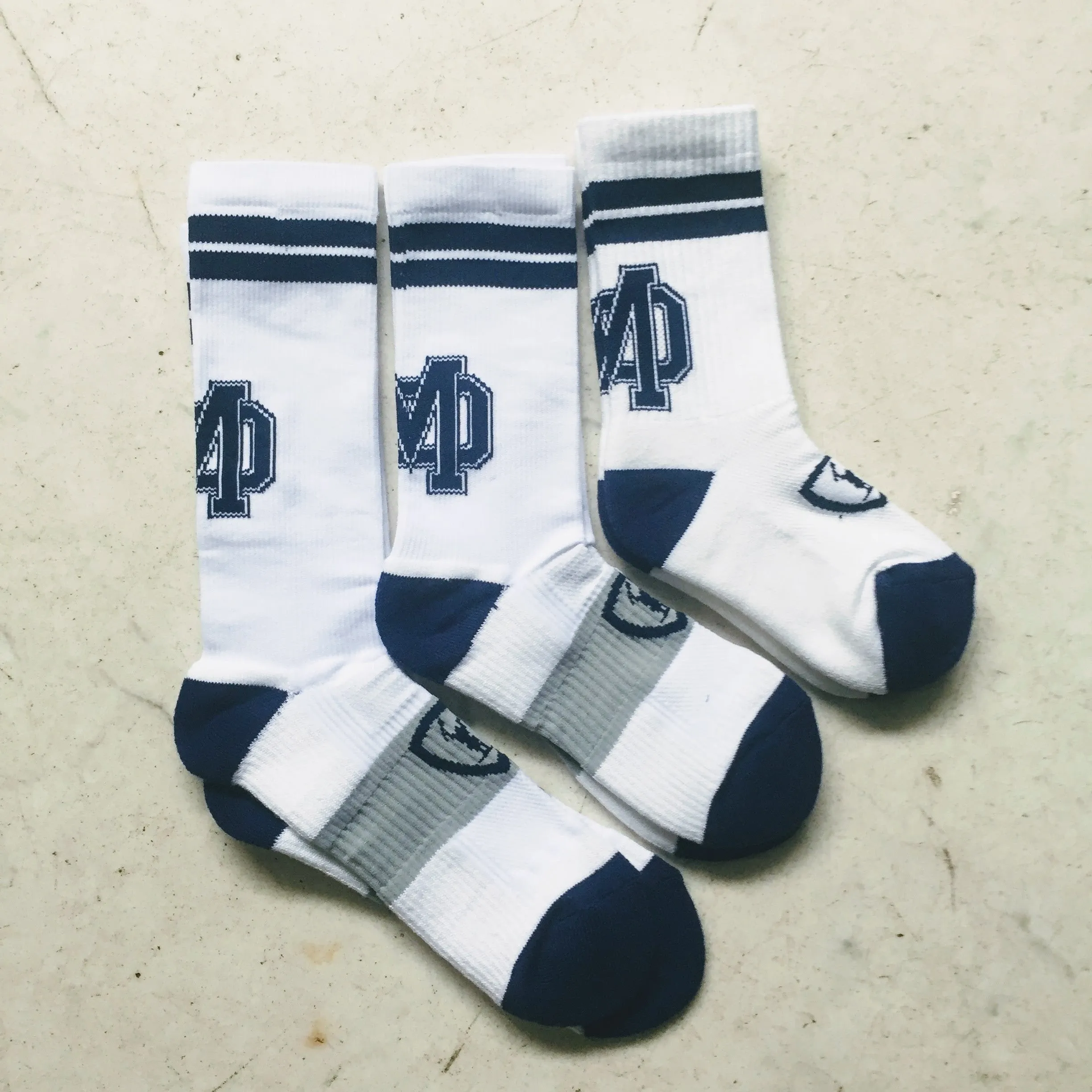 SOCKS w/MD LOGO - Meshtop - Youth