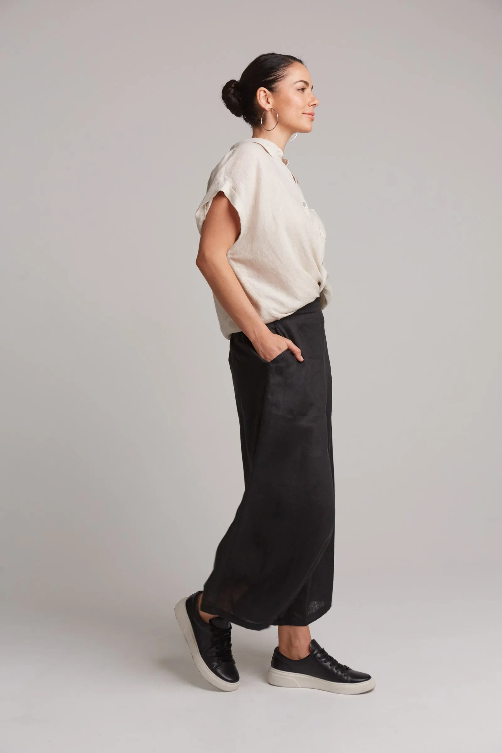 Studio Crop Pant - Ebony