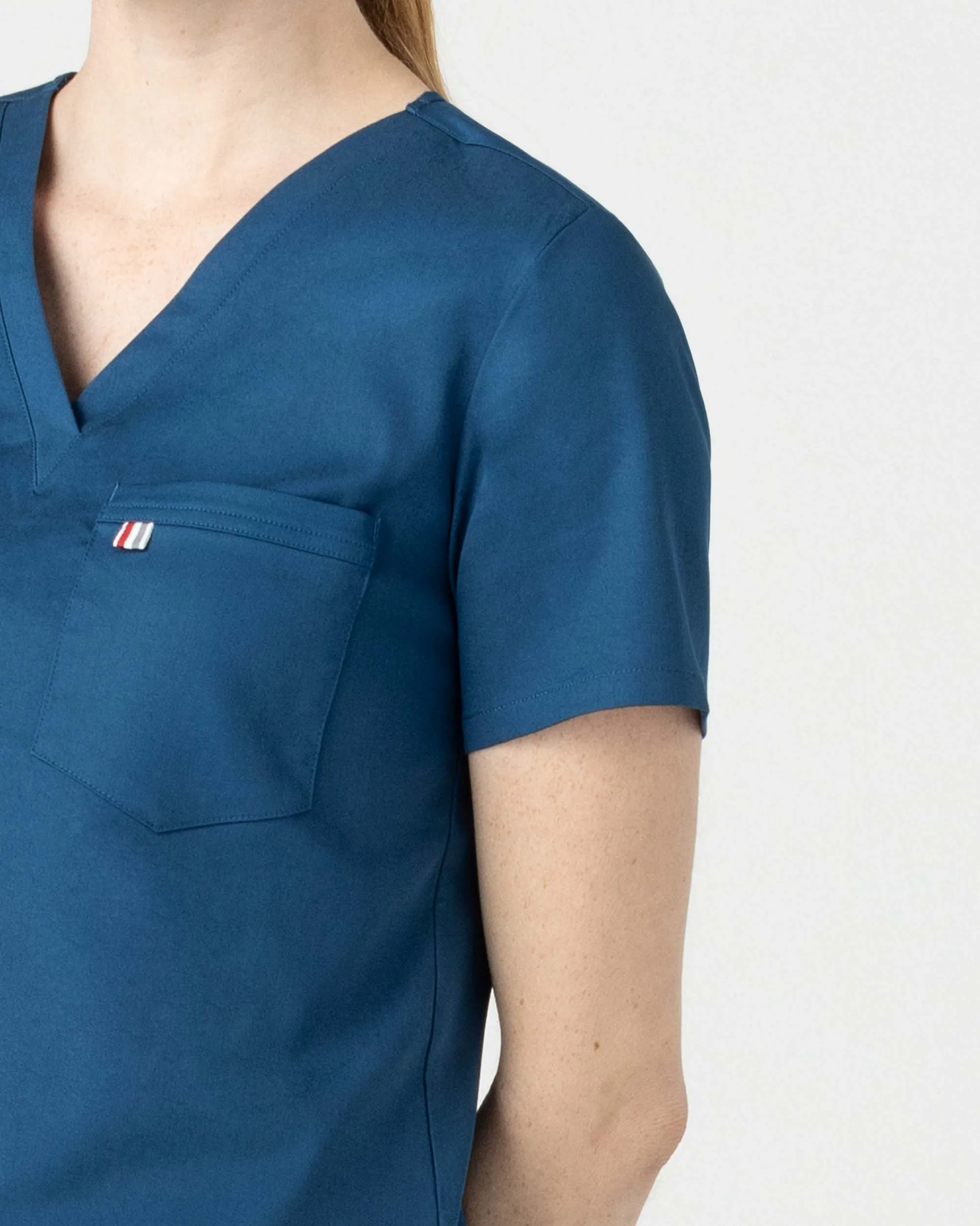 TENCEL™ Sal‎ ‎ Essential Scrub Top