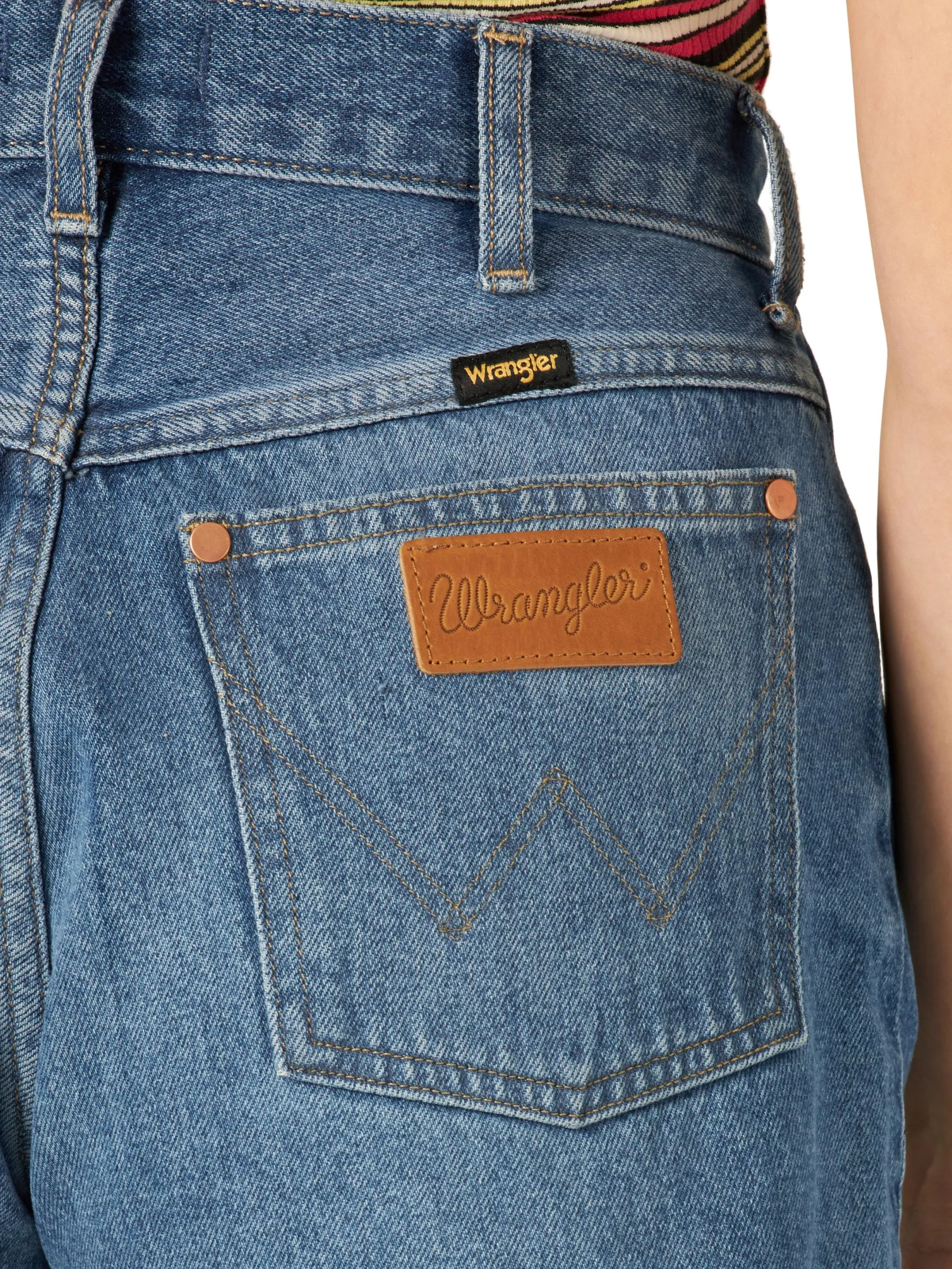 Wrangler High Rise 'Festival Shorts' in Ocean Drive